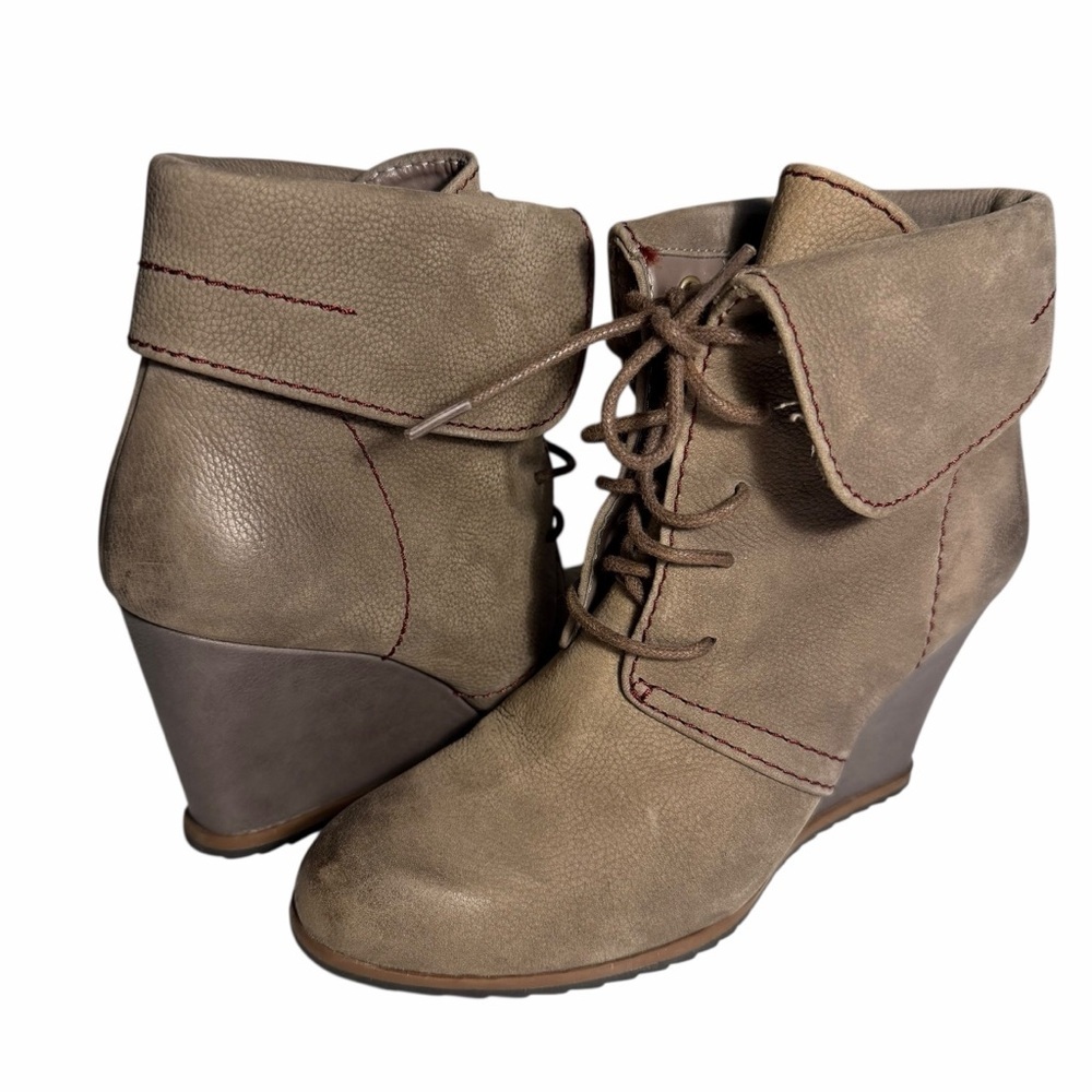 Tesori Leather  Lace-Up Fold Over Wedge Heel Ankle Boots Gray Sz 6